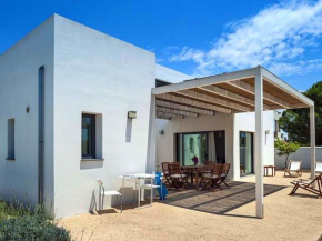 New villa at 300m from the sea with very big garden and a barbecue, Menfi